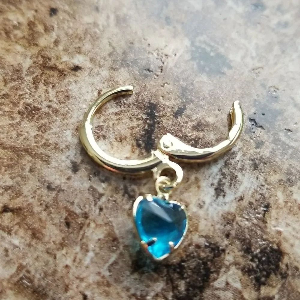 Heart dangle earrings 2 pair blue red - Picture 11 of 11